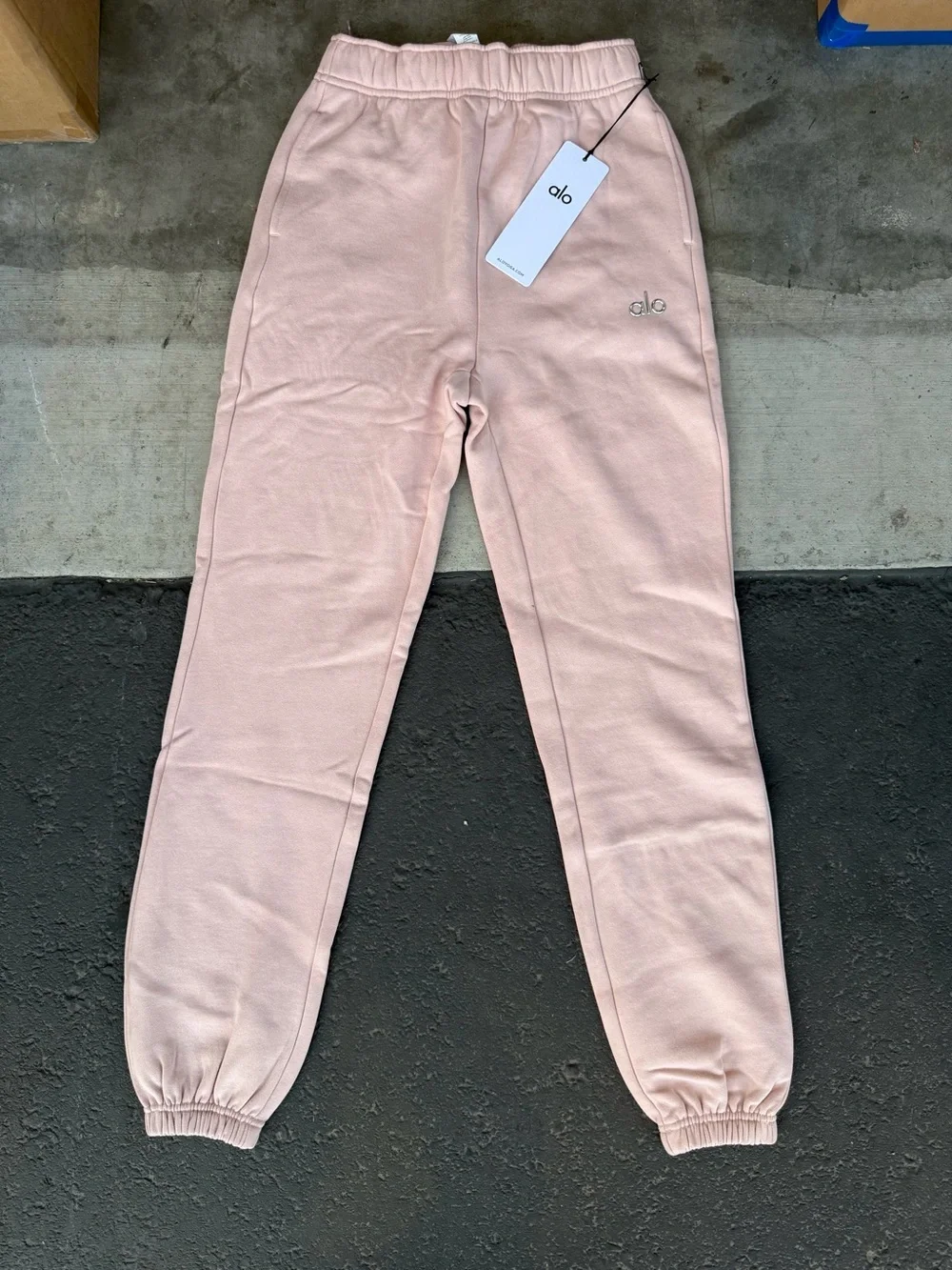 ALO Yoga  Blush Pink Jogger Sweatpants